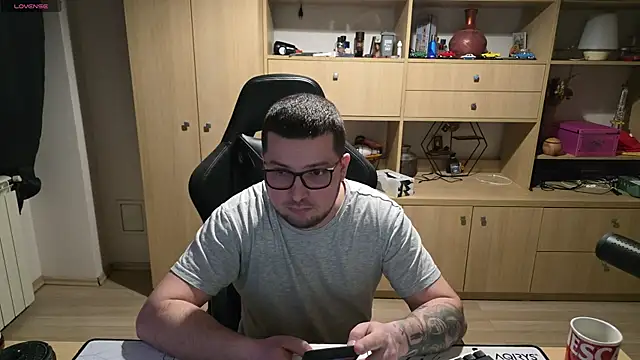 kevinnlovelly online show from 03.12.26