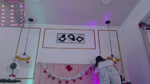 IsabellaCherryX online show from 12.14.25