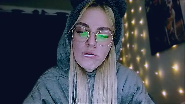 Whitehex666 online show from 01.18.26