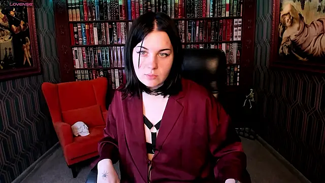 Ambergoeshard online show from 03.11.26