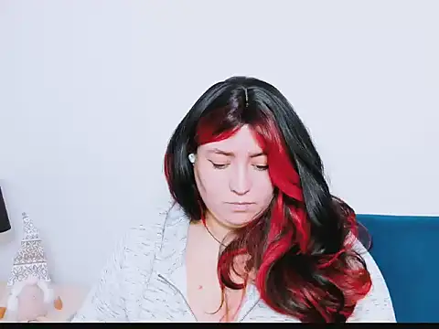 Snapshot of HarperSensual chatting on 12.16.25 HarperSensual online show from 12.16.25