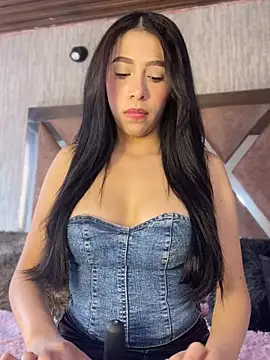 MiaScott Pink online show from 01.19.26