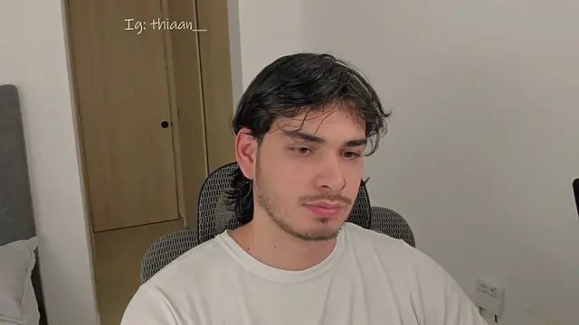 Snapshot of thiaann chatting on 01.05.26 thiaann online show from 01.05.26
