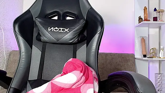 Nahomi rous777 online show from 02.03.26