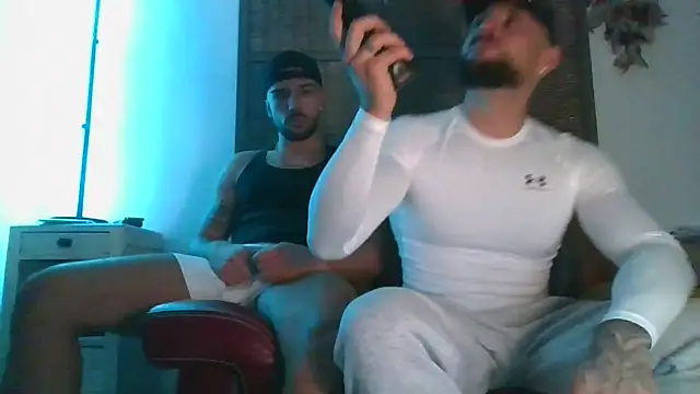 Snapshot of lorenzoca9897 chatting on 01.08.26 lorenzoca9897 online show from 01.08.26