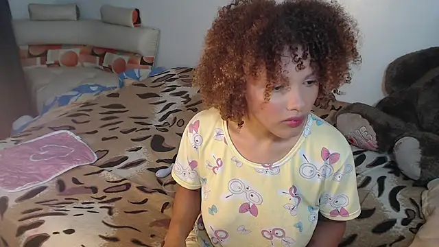 Snapshot of Nathaly_naughty chatting on 02.19.26 Nathaly naughty online show from 02.19.26