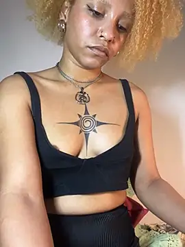 Lillith Bloom online show from 07.26.26