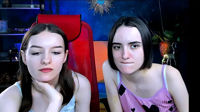 KateWillows online show from 05.04.26