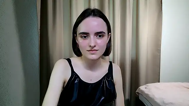 KateWillows online show from 05.16.26
