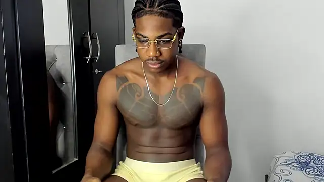 Snapshot of Darktemp_ chatting on 02.27.26 Darktemp online show from 02.27.26