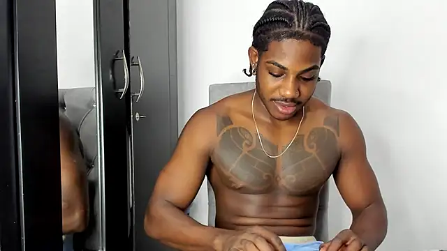 Snapshot of Darktemp_ chatting on 03.18.26 Darktemp online show from 03.18.26