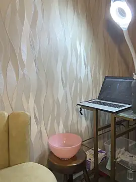 Snapshot of SofhiaTaylor chatting on 12.20.25 SofhiaTaylor online show from 12.20.25