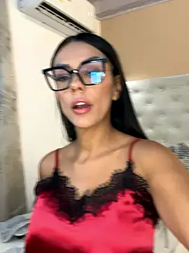 Snapshot of SofhiaTaylor chatting on 01.09.26 SofhiaTaylor online show from 01.09.26