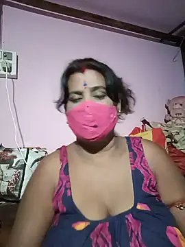 Snapshot of me-pari-hu chatting on 07.11.26 me-pari-hu online show from 07.11.26
