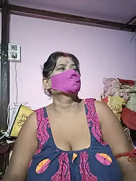 Snapshot of me-pari-hu chatting on 08.01.26 me-pari-hu online show from 08.01.26