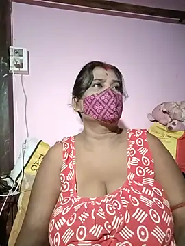 Snapshot of me-pari-hu chatting on 08.04.26 me-pari-hu online show from 08.04.26
