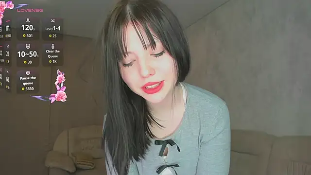 Snapshot of JaneMolane chatting on 04.05.26 JaneMolane online show from 04.05.26