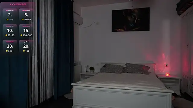 Snapshot of evy_miu chatting on 02.19.26 evy miu online show from 02.19.26