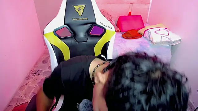 Snapshot of Green_XoX chatting on 02.02.26 Green XoX online show from 02.02.26