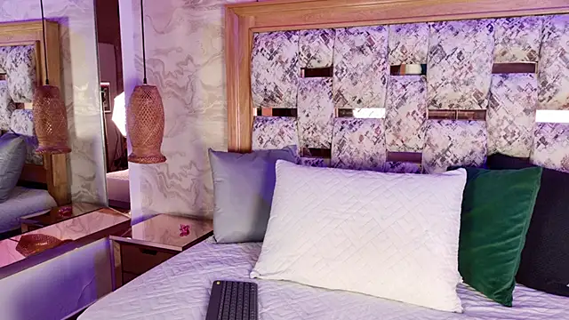 Snapshot of emily_dempsey chatting on 02.12.26 emily dempsey online show from 02.12.26