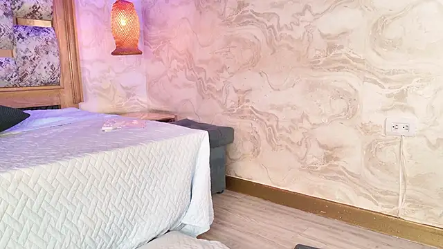 Snapshot of emily_dempsey chatting on 03.20.26 emily dempsey online show from 03.20.26