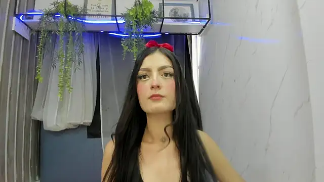  Zoecooper online show from 03.21.26