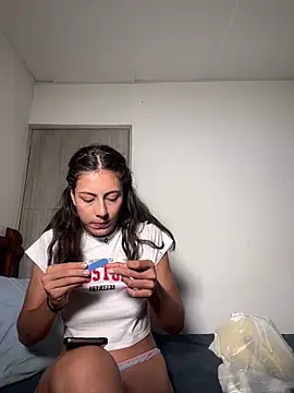 Snapshot of laia_williamss chatting on 01.06.26 laia williamss online show from 01.06.26