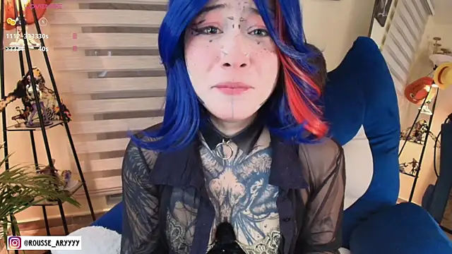 Snapshot of AryRousse chatting on 04.14.26 AryRousse online show from 04.14.26