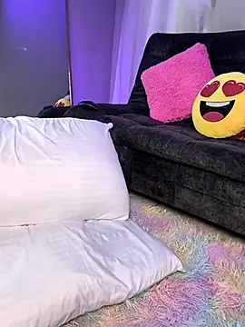 BonnieRitz online show from 02.12.26