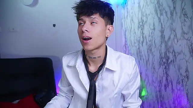 Jake beach  online show from 12.02.25