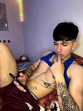 Snapshot of wil_hot chatting on 01.12.26 wil hot online show from 01.12.26