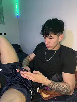 Snapshot of wil_hot chatting on 01.18.26 wil hot online show from 01.18.26