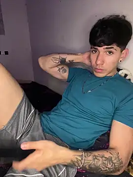 Snapshot of wil_hot chatting on 02.02.26 wil hot online show from 02.02.26