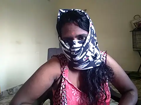 Snapshot of tamil_sumathi chatting on 12.20.25 tamil sumathi online show from 12.20.25