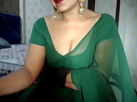 Hotronita123 online show from 06.24.26