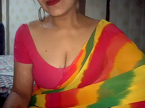 Hotronita123 online show from 08.06.26