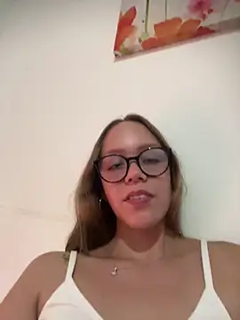 Snapshot of MissNaughtyClass chatting on 07.24.26 MissNaughtyClass online show from 07.24.26