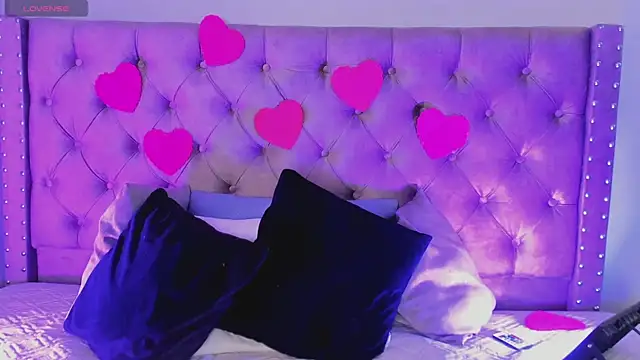 Snapshot of Mylarossi chatting on 02.08.26 Mylarossi online show from 02.08.26