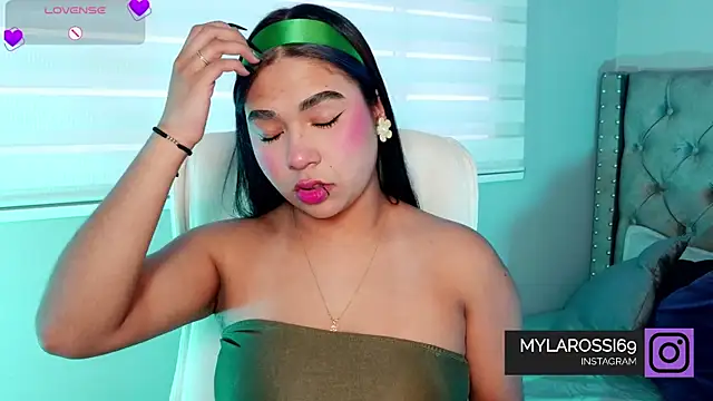 Snapshot of Mylarossi chatting on 03.17.26 Mylarossi online show from 03.17.26