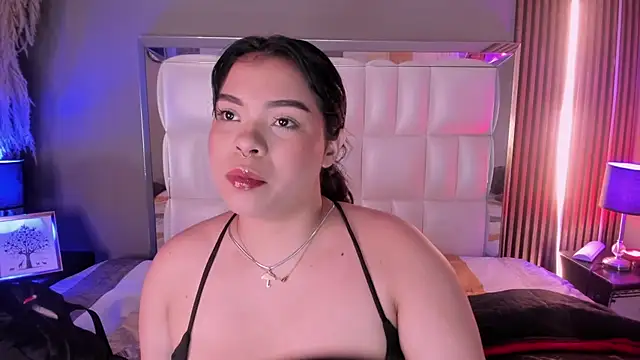 xCharlotte 20 online show from 03.11.26