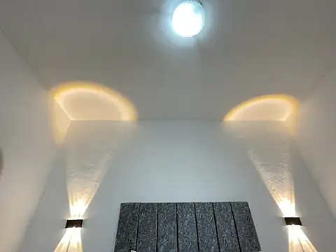 Mia Allenn online show from 03.07.26