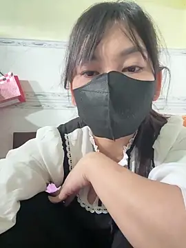 Snapshot of MintShow18 chatting on 02.02.26 MintShow18 online show from 02.02.26