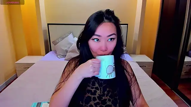 Snapshot of Purebeautyy chatting on 01.17.26 Purebeautyy online show from 01.17.26