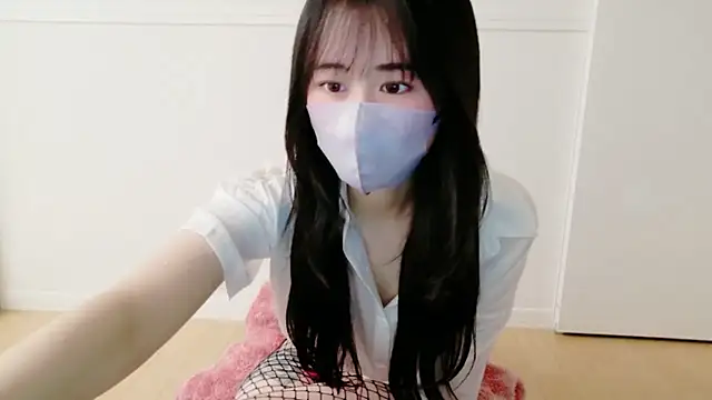 Snapshot of HICHAN99 chatting on 02.15.26 HICHAN99 online show from 02.15.26