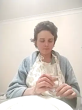 Amy01112 online show from 04.27.26