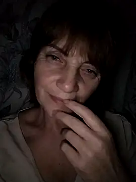 Snapshot of MichelleLove48 chatting on 12.14.25 MichelleLove48 online show from 12.14.25