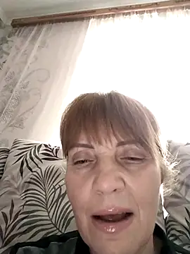 Snapshot of MichelleLove48 chatting on 12.20.25 MichelleLove48 online show from 12.20.25