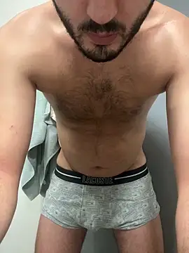 Snapshot of grosqueue3838 chatting on 06.29.26 grosqueue3838 online show from 06.29.26