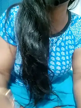 Snapshot of Lahari_23 chatting on 02.18.26 Lahari 23 online show from 02.18.26