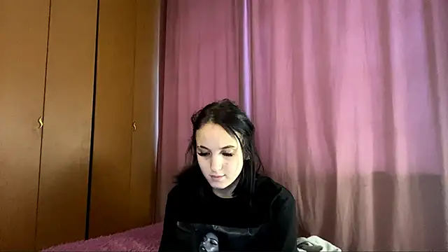 StacyHoyles online show from 01.08.26